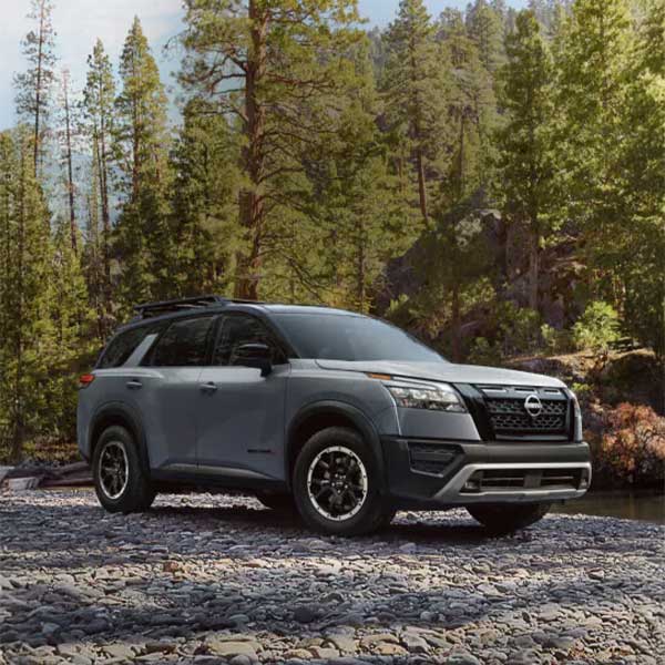 2025 nissan pathfinder sv lease deal