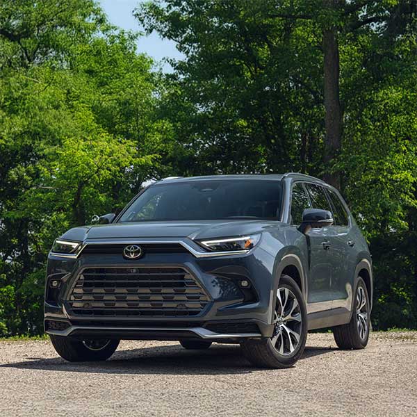 2025 toyota grand highlander le lease deal