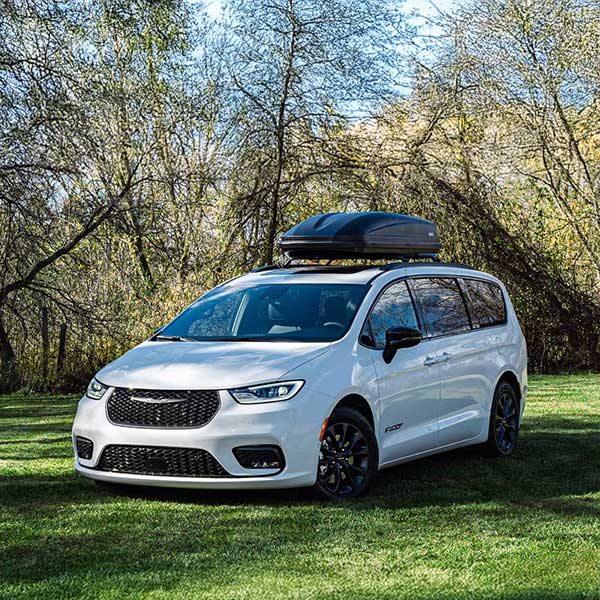 2026 chrysler pacifica select lease deal