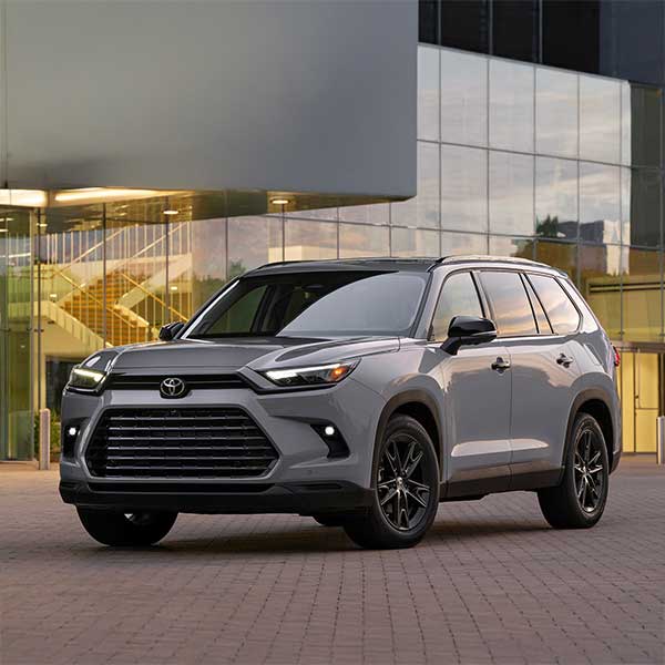 2026 toyota grand highlander le lease deal