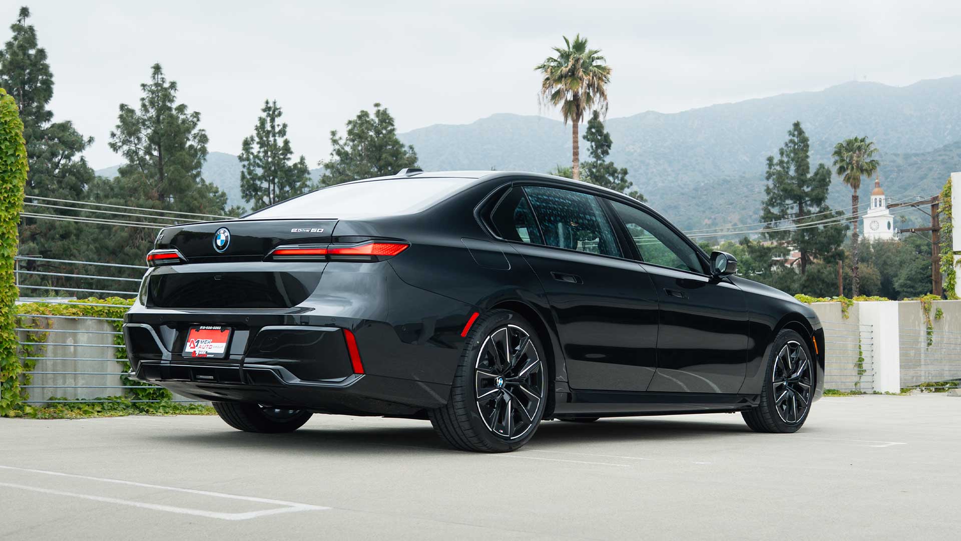 black 2025 bmw i7 leased using los angeles auto broker
